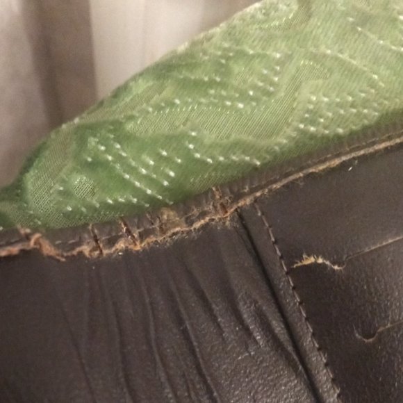 Louis Vuitton Vintage Monogram Wallet and Check Cover - Picture 15 of 16